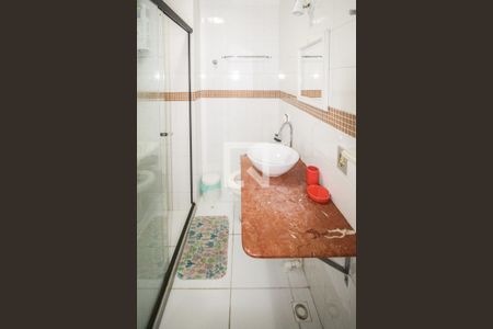 Banheiro de kitnet/studio à venda com 1 quarto, 53m² em Copacabana, Rio de Janeiro
