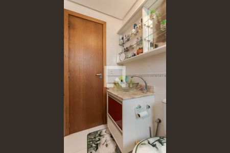 Apartamento à venda com 76m², 2 quartos e 2 vagasBanheiro da Suíte