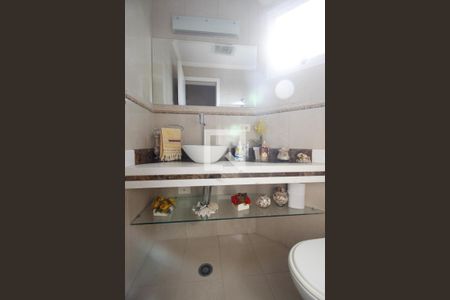 Casa para alugar com 160m², 3 quartos e 3 vagasLavabo