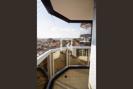 Casa para alugar com 160m², 3 quartos e 3 vagasVaranda