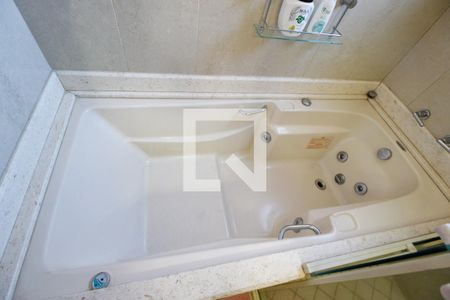 Casa para alugar com 160m², 3 quartos e 3 vagasBanheira