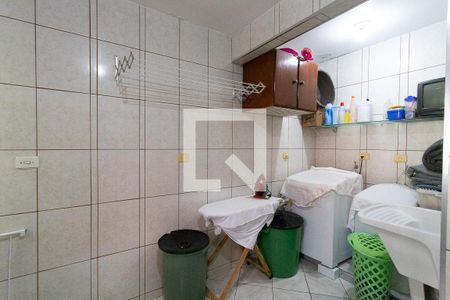 Casa à venda com 225m², 3 quartos e 1 vagaÁrea de serviço 2