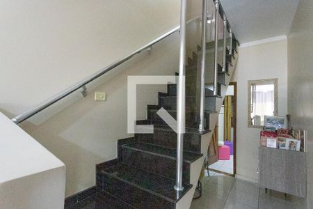 Casa à venda com 225m², 3 quartos e 1 vagaEscada 2 