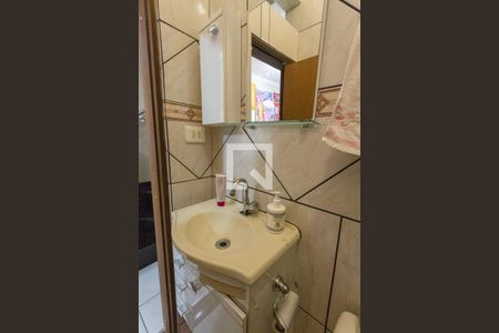 Casa à venda com 225m², 3 quartos e 1 vagaBanheiro social 