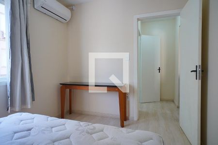 Quarto de apartamento para alugar com 1 quarto, 70m² em Rubem Berta, Porto Alegre