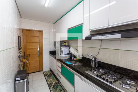 Apartamento à venda com 258m², 4 quartos e 2 vagas Apartamento à venda com 258m², 4 quartos e 2 vagasCozinha 1