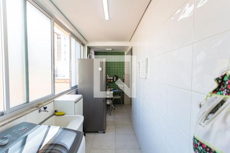 Apartamento à venda com 258m², 4 quartos e 2 vagas Apartamento à venda com 258m², 4 quartos e 2 vagasÁrea de Serviço