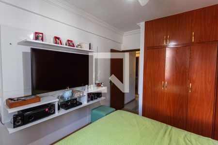 Apartamento à venda com 258m², 4 quartos e 2 vagas Apartamento à venda com 258m², 4 quartos e 2 vagasSuíte