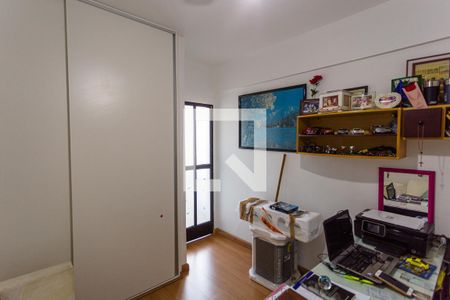 Apartamento à venda com 258m², 4 quartos e 2 vagas Apartamento à venda com 258m², 4 quartos e 2 vagasQuarto 4