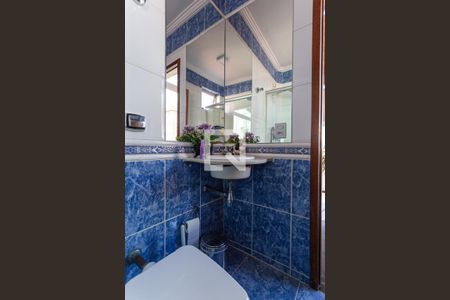 Apartamento à venda com 258m², 4 quartos e 2 vagas Apartamento à venda com 258m², 4 quartos e 2 vagasBanheiro Social 2