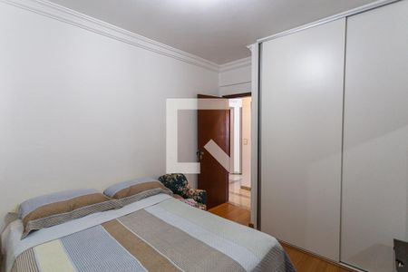 Apartamento à venda com 258m², 4 quartos e 2 vagas Apartamento à venda com 258m², 4 quartos e 2 vagasQuarto 3