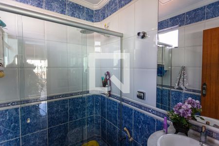 Apartamento à venda com 258m², 4 quartos e 2 vagas Apartamento à venda com 258m², 4 quartos e 2 vagasBanheiro Social 2