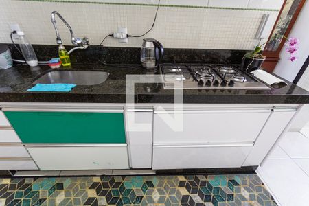 Apartamento à venda com 258m², 4 quartos e 2 vagas Apartamento à venda com 258m², 4 quartos e 2 vagasArmário da Cozinha 1