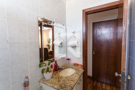 Apartamento à venda com 120m², 3 quartos e 2 vagas Apartamento à venda com 120m², 3 quartos e 2 vagasBanheiro Social