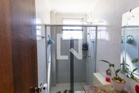 Apartamento à venda com 120m², 3 quartos e 2 vagas Apartamento à venda com 120m², 3 quartos e 2 vagasBanheiro Social
