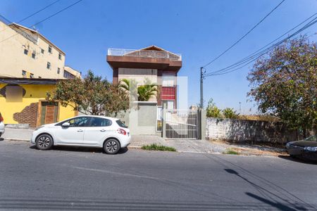 Apartamento à venda com 120m², 3 quartos e 2 vagas Apartamento à venda com 120m², 3 quartos e 2 vagasFachada