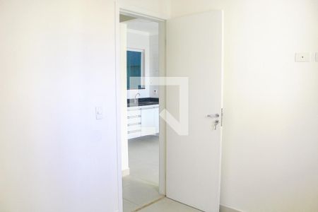 Quarto 1 de apartamento para alugar com 2 quartos, 38m² em Vila Mazzei, São Paulo