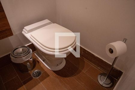 Apartamento à venda com 208m², 4 quartos e 1 vaga Apartamento à venda com 208m², 4 quartos e 1 vagaLavabo