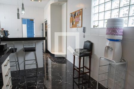 Apartamento à venda com 208m², 4 quartos e 1 vaga Apartamento à venda com 208m², 4 quartos e 1 vagaCozinha