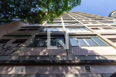 Studio para alugar com 46m², 1 quarto e sem vaga Studio para alugar com 46m², 1 quarto e sem vagaFachada