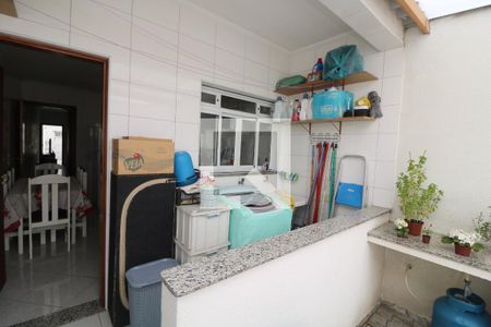 Casa à venda com 101m², 3 quartos e 2 vagasÁrea de Serviço