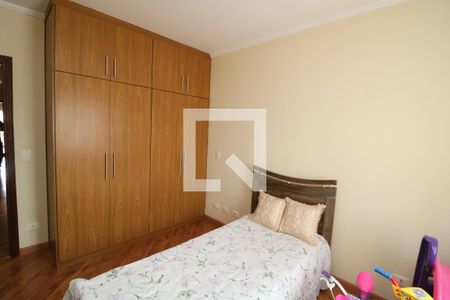 Quarto de casa à venda com 3 quartos, 101m² em Parque Sevilha, São Paulo
