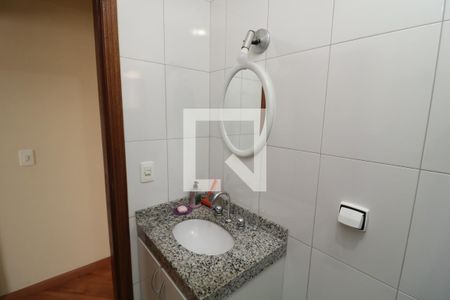 Casa à venda com 101m², 3 quartos e 2 vagasBanheiro
