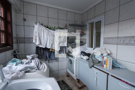 Casa à venda com 300m², 3 quartos e 5 vagasÁrea de Serviço