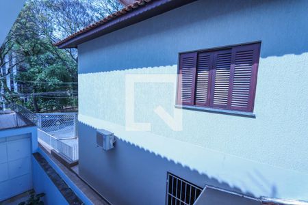 Casa à venda com 300m², 3 quartos e 5 vagasVista - Quarto 1