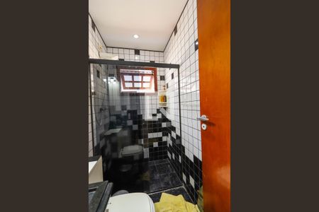 Casa à venda com 300m², 3 quartos e 5 vagasBanheiro 2