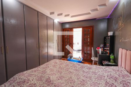 Casa à venda com 300m², 3 quartos e 5 vagasSuíte 1