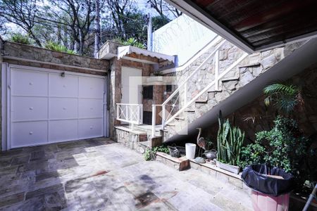 Casa à venda com 300m², 3 quartos e 5 vagasQuinta da frente