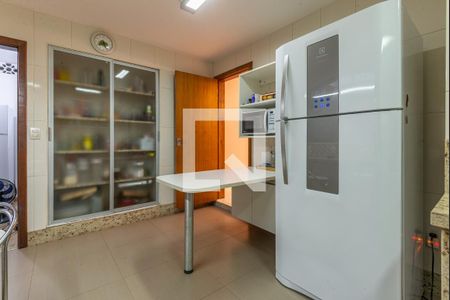 Casa de condomínio à venda com 650m², 5 quartos e 4 vagasCozinha