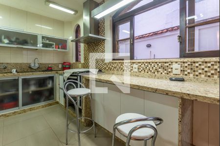 Casa de condomínio à venda com 650m², 5 quartos e 4 vagasCozinha