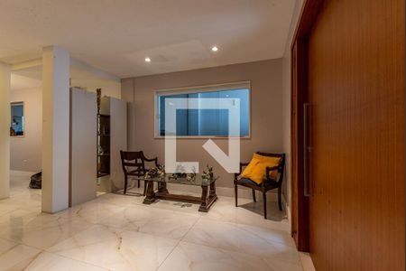 Casa de condomínio à venda com 650m², 5 quartos e 4 vagasHall de Entrada