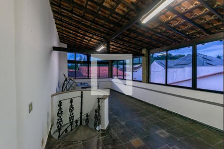 Casa de condomínio à venda com 650m², 5 quartos e 4 vagassalão