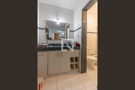 Casa de condomínio à venda com 650m², 5 quartos e 4 vagasBanheiro da Suíte 3