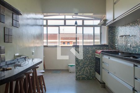 Apartamento para alugar com 100m², 3 quartos e 1 vaga Apartamento para alugar com 100m², 3 quartos e 1 vagaCozinha