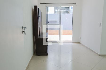 Sala de apartamento para alugar com 2 quartos, 80m² em Jardim Central, Cotia