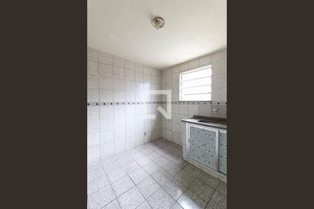 Cozinha de casa para alugar com 1 quarto, 50m² em Inhaúma, Rio de Janeiro