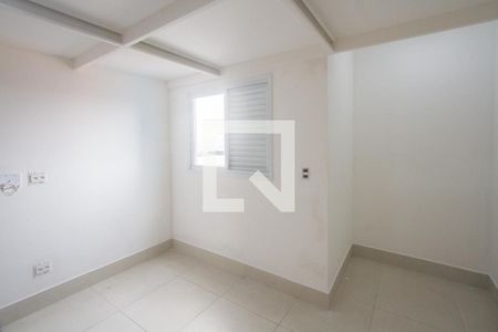 Sala de apartamento para alugar com 1 quarto, 38m² em Parque Maria Helena, São Paulo