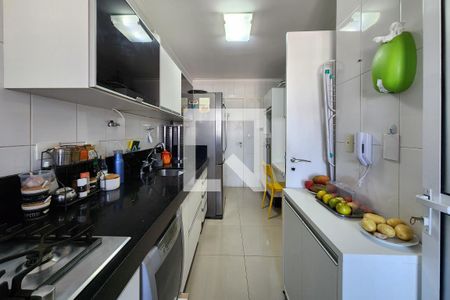 Apartamento à venda com 92m², 3 quartos e 2 vagas Apartamento à venda com 92m², 3 quartos e 2 vagasCozinha