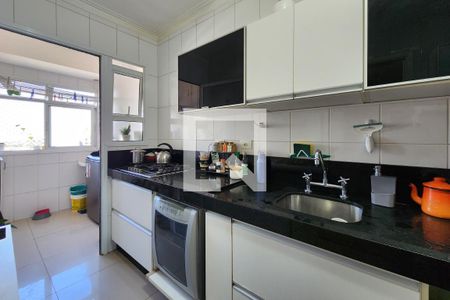 Apartamento à venda com 92m², 3 quartos e 2 vagas Apartamento à venda com 92m², 3 quartos e 2 vagasCozinha