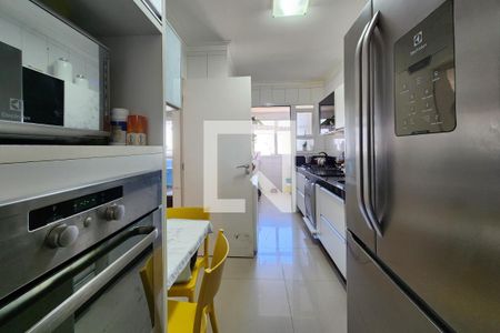 Apartamento à venda com 92m², 3 quartos e 2 vagas Apartamento à venda com 92m², 3 quartos e 2 vagasCozinha