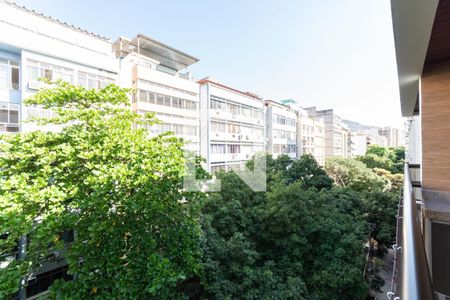 Apartamento para alugar com 100m², 2 quartos e 1 vagaVista