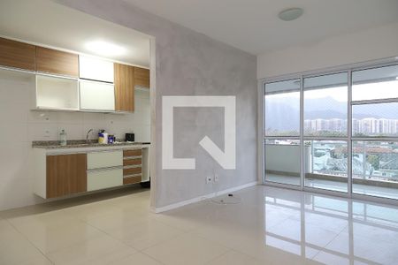Sala de apartamento para alugar com 2 quartos, 73m² em Barra da Tijuca, Rio de Janeiro