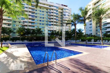 Apartamento para alugar com 73m², 2 quartos e 1 vaga Apartamento para alugar com 73m², 2 quartos e 1 vagaÁrea comum - piscina