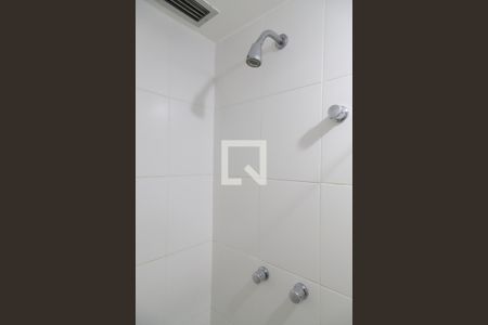 Apartamento para alugar com 73m², 2 quartos e 1 vaga Apartamento para alugar com 73m², 2 quartos e 1 vagaBanheiro social