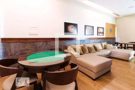 Apartamento para alugar com 73m², 2 quartos e 1 vaga Apartamento para alugar com 73m², 2 quartos e 1 vagaÁrea comum - sala de jogos