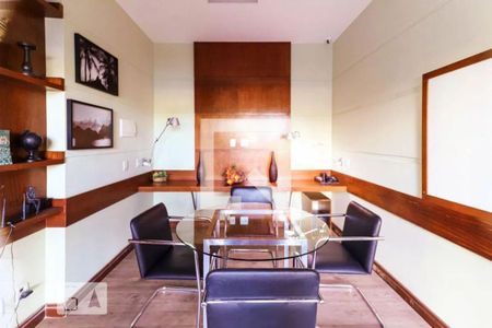 Apartamento para alugar com 73m², 2 quartos e 1 vaga Apartamento para alugar com 73m², 2 quartos e 1 vagaÁrea comum - home office